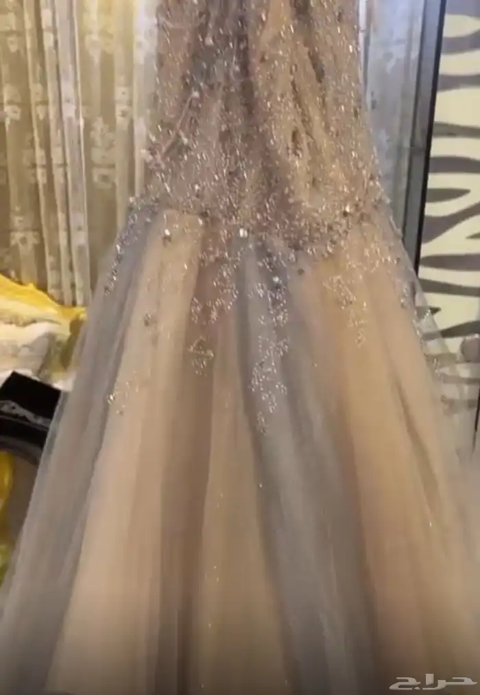 فستان لبس مرا وحده فقط على السوم 2