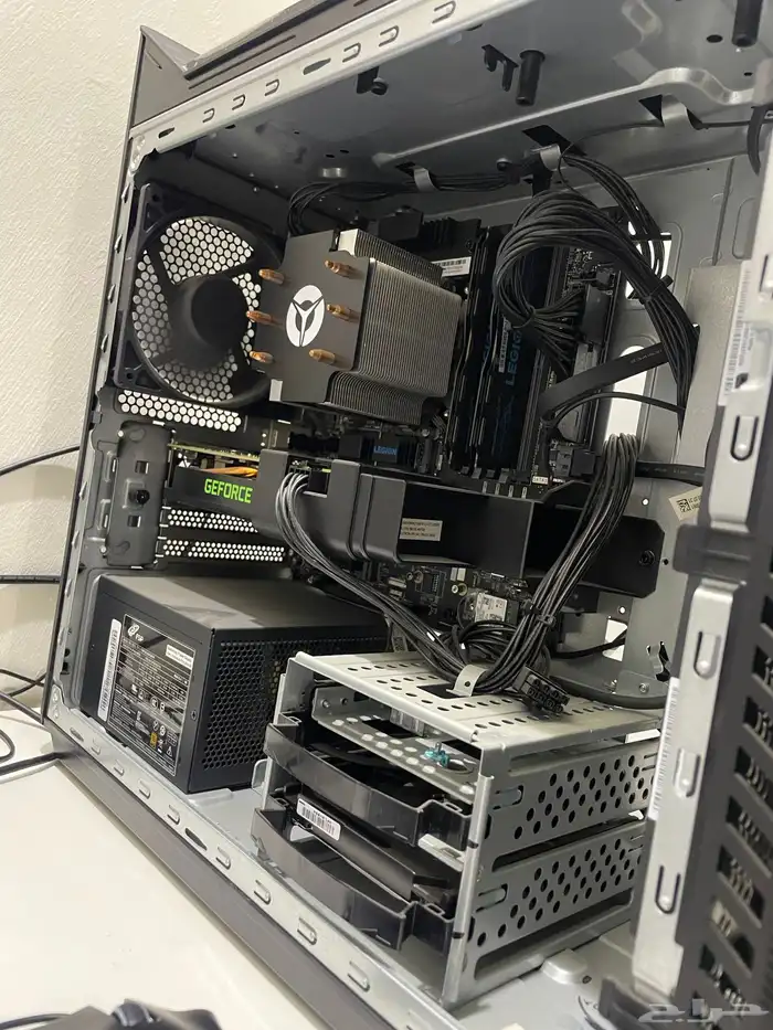 بي سي (2060 i7) بكامل ملحقاته بسعر فرصة مع شاشة 144hz 1