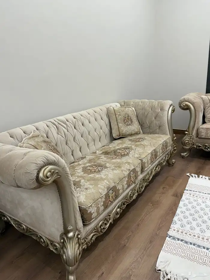 كنب للبيع كلاسيكي يتسع ل 7 أشخاص 2