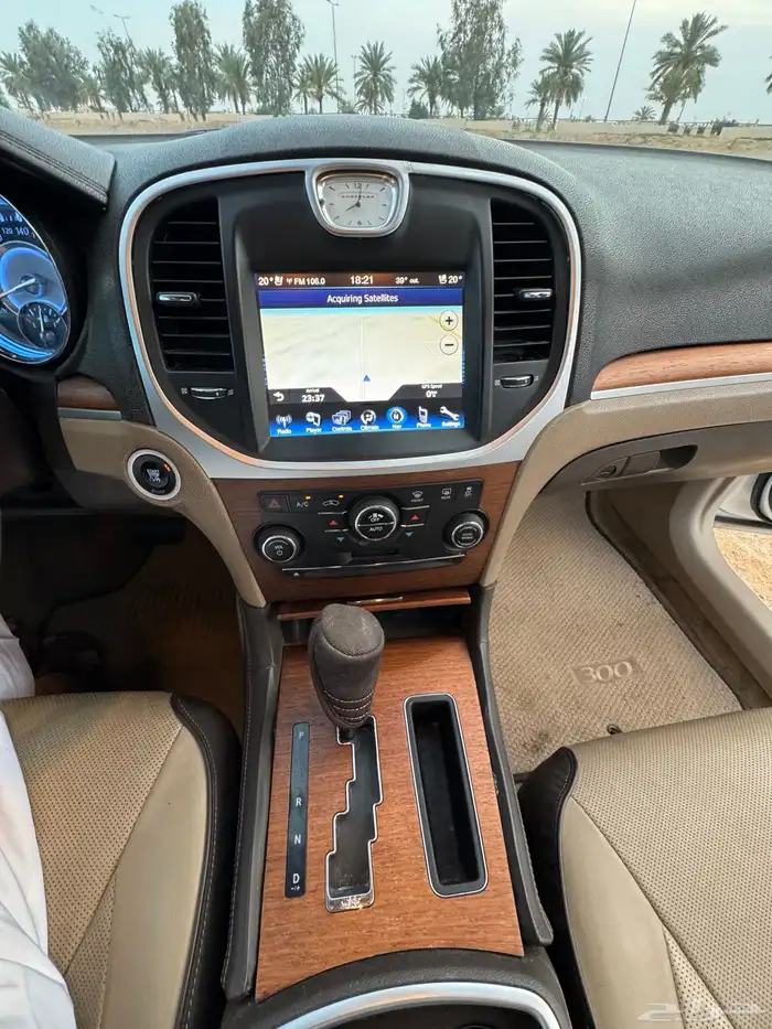كرايسلر C300 همي 8 سلندر 2014 نظيف بدي وكالة 7