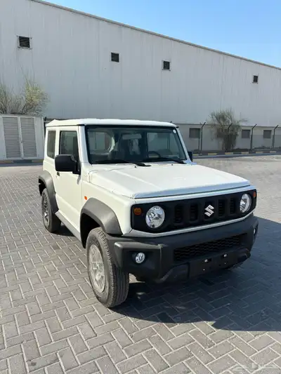 سوزوكي جمني 2025 ابيض لولوي ب 78350 شامل .ضريبة جديد عرض 1