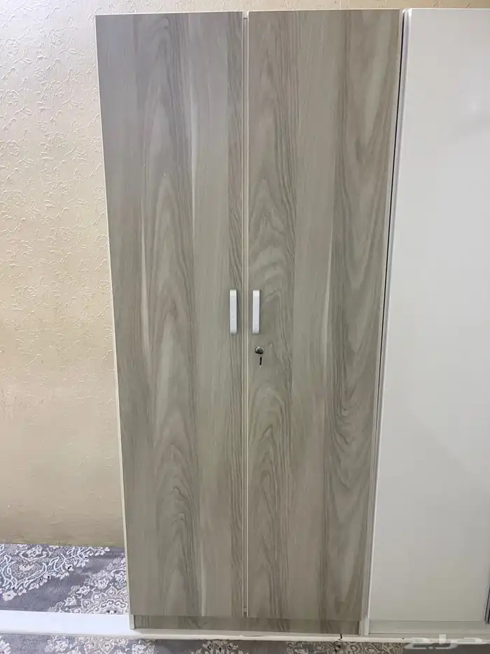 دولاب 2درفه موجوده 3