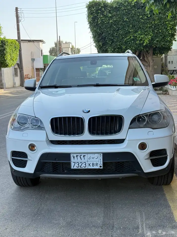 بي ام دبليو x5 مديل 2012 4