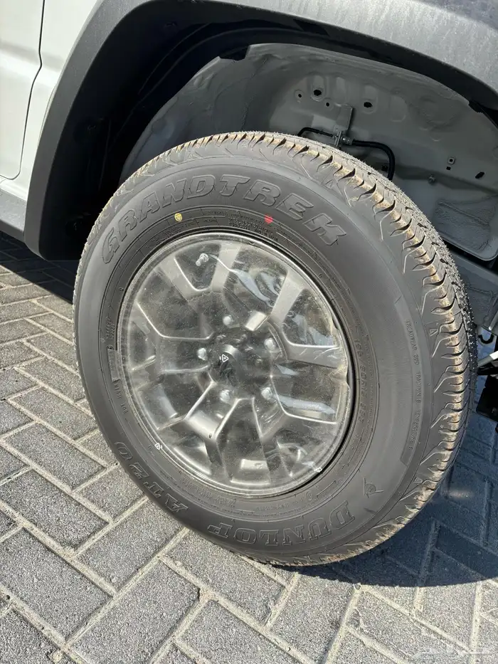 سوزوكي جمني 2025 ابيض لولوي ب 78350 شامل .ضريبة جديد عرض 8