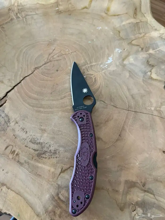 سكين سبايدركو ديليكا بورقندي delica burgundy مقطوعه ونادره 5