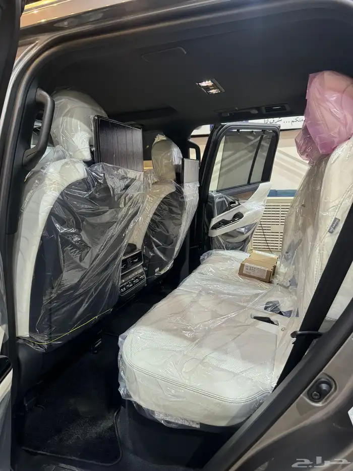 لكزس Lx600 2025 رمادي داخل اوف وايت 12