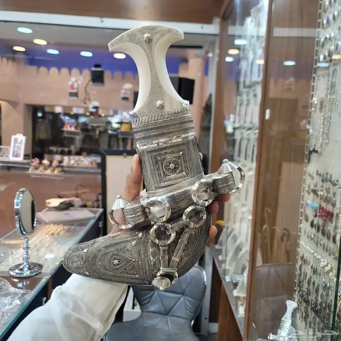خناجر عمانية عاج ناب الفيل VIP 1
