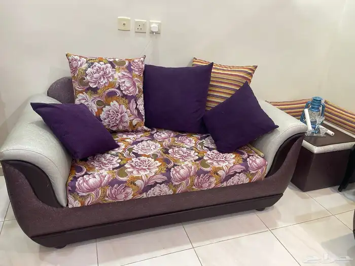 كنب للبيع استخدام نظيف 2