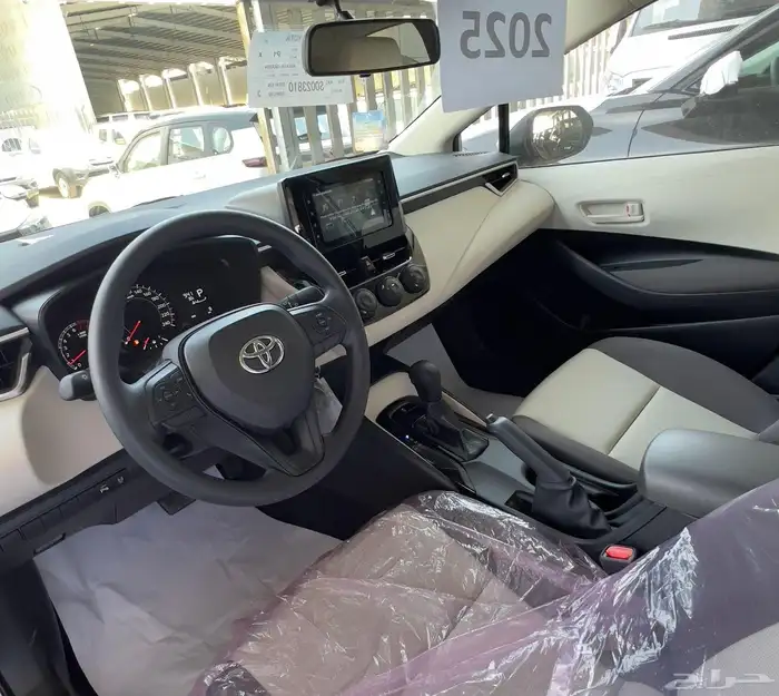 تويوتا كورولا 2025 استاندر مطور ب 1400 ريال شهريا 3