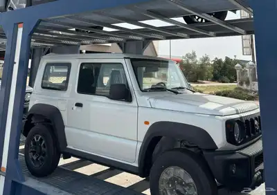 سوزوكي جمني 2025 ابيض لولوي ب 78350 شامل .ضريبة جديد عرض 0