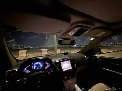 جراند شروكي اوفر لاند 2014نظيف بيع او بدل مناسب 32