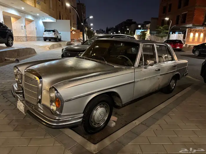 مرسيدس 280 إس اي موديل 1968 3