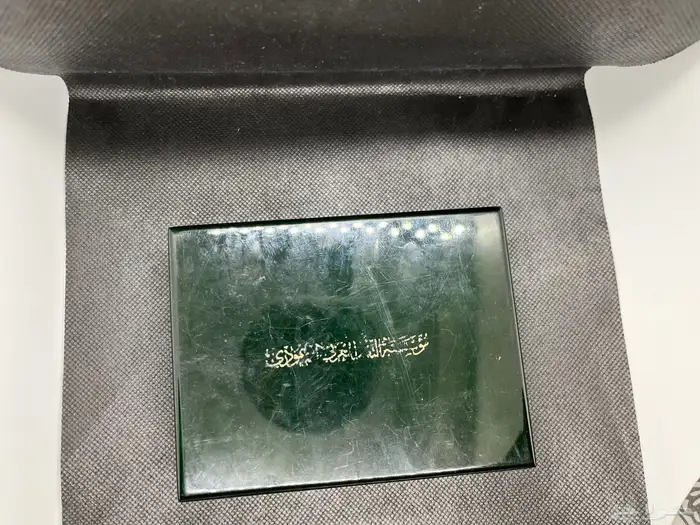 عملات قديمه وجديده وميداليات للبيع 13