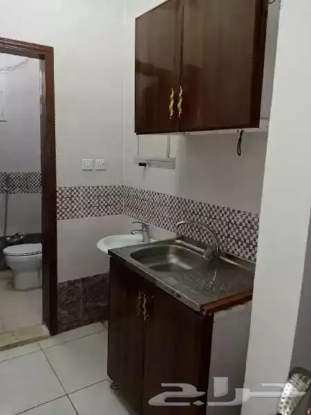 شقق عزاب موثثه ايجار شهري بحي الخليج 1