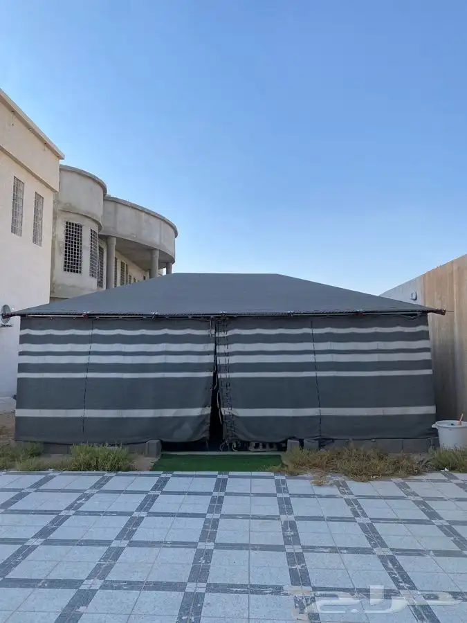 بيت شعر نضيف جدن 5-8 وثاثه معه سبب البيع بنيت مجلس 0