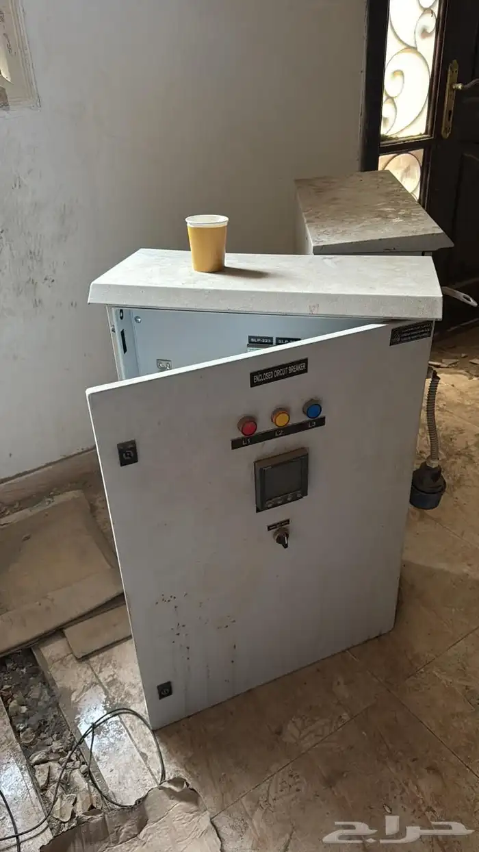 للبيع منظم كهرباء عدد 2 0