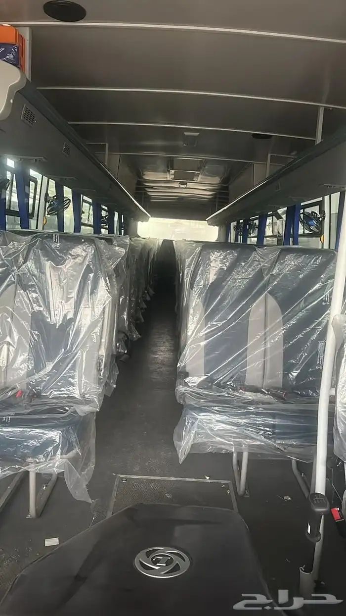 باص اشوك ليلاند 65 راكب 2026 8