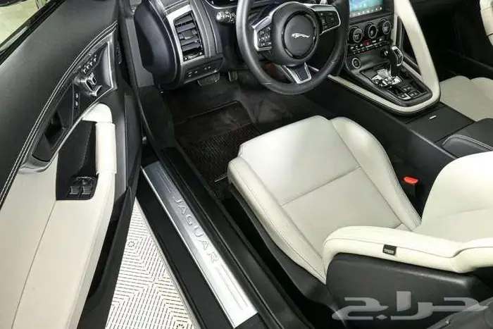 جاكوار F-TYPE P450 R-Dynamic موديل 2024 (مستعمل) 11