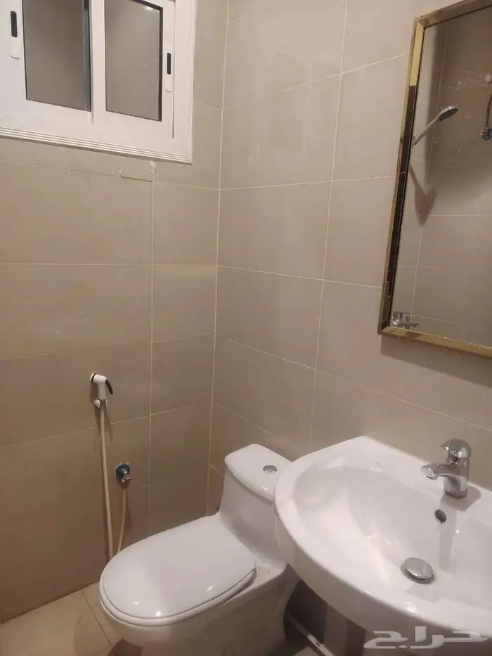 للايجار شقق مكيفه في مروج الامير 4