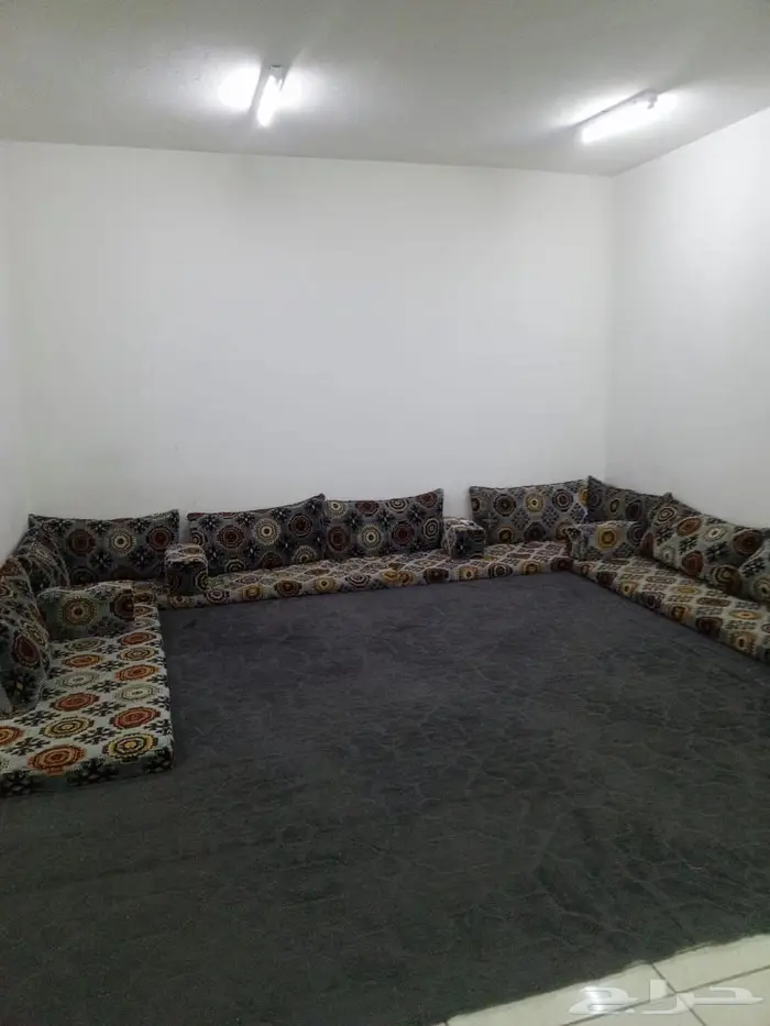شقق عزاب موثثه ايجار شهري بحي الخليج 8