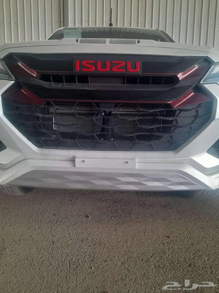 ايسوزو غمارتين GT موديل 2025 15