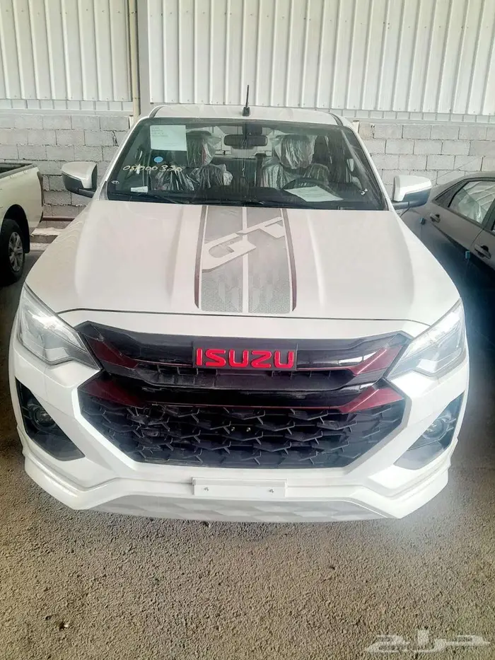 ايسوزو غمارتين GT موديل 2025 49
