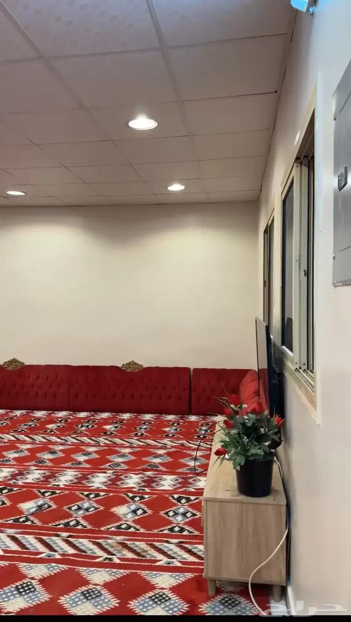 استراحه للتاجير اليومي او الشهري بالعذيب على الشارع العام 4