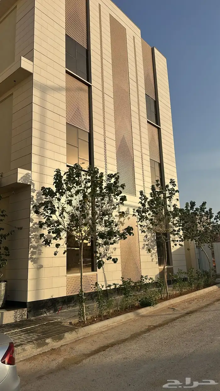 عمارة سكنية للبيع بالمهدية 2