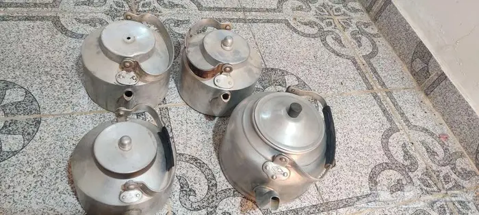 اباريق معدن 0