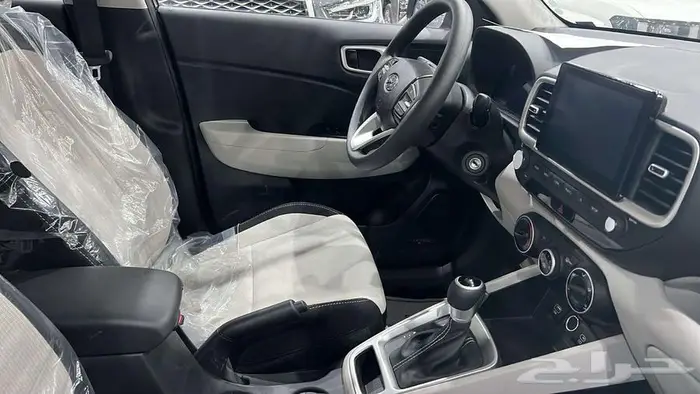 هيونداى فينيو 2024سمارت 3