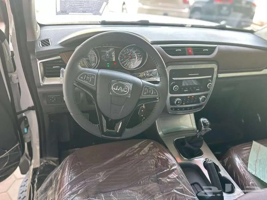 جاك JAC T8 دبل بدون دبل غمارتين ديزل 2025 الخضر للسيارات 3