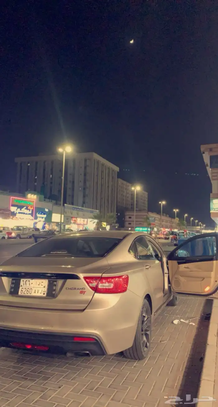 جيلي امجراند 2017 . 14