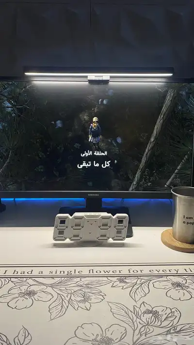 شاشه تشتغل للكونسل و البي سي 2