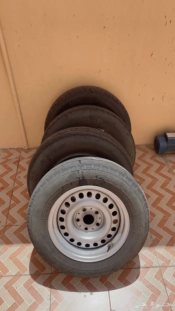 جنوط وكفرات هايلكس مقاس 15 0