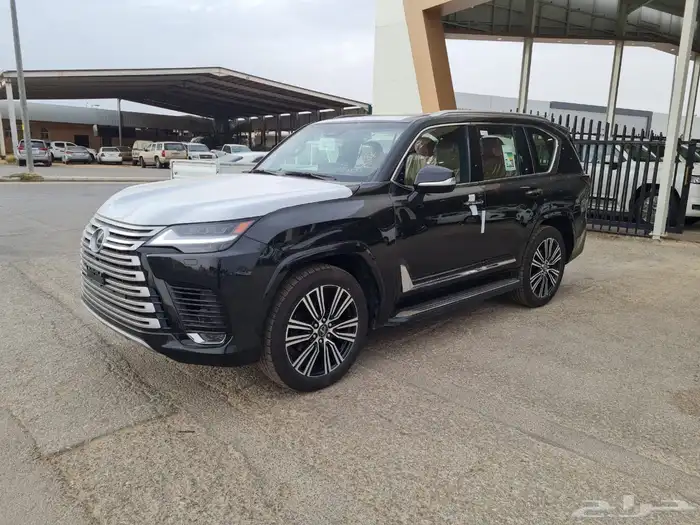 لكزس LX600 BB موديل 2025 اسود ملكي فل كامل 3