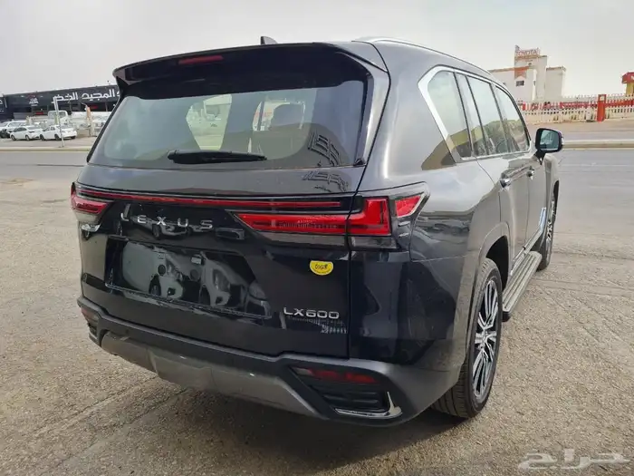 لكزس LX600 BB موديل 2025 اسود ملكي فل كامل 11