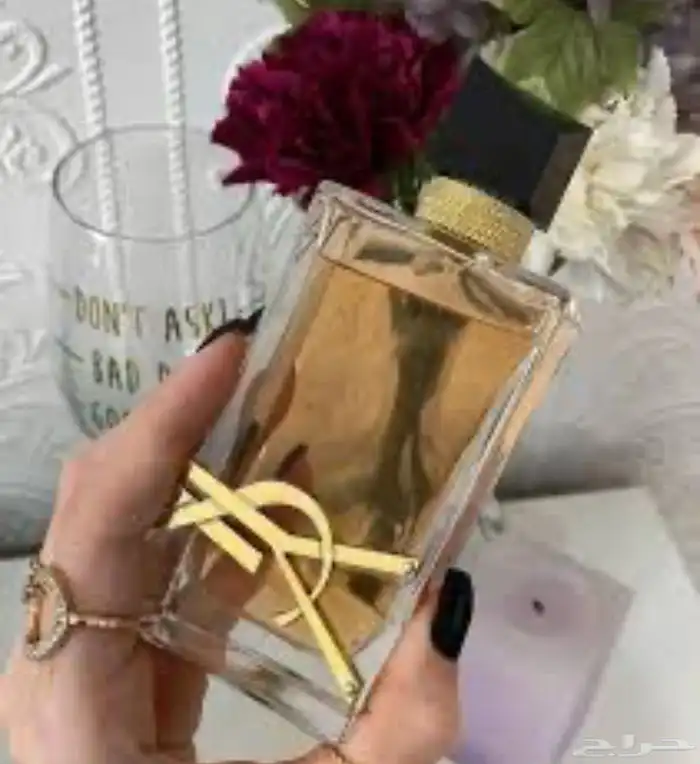 عطورت مطار اصليه بس فيه عيب وحد بدون كرتون فقط 41