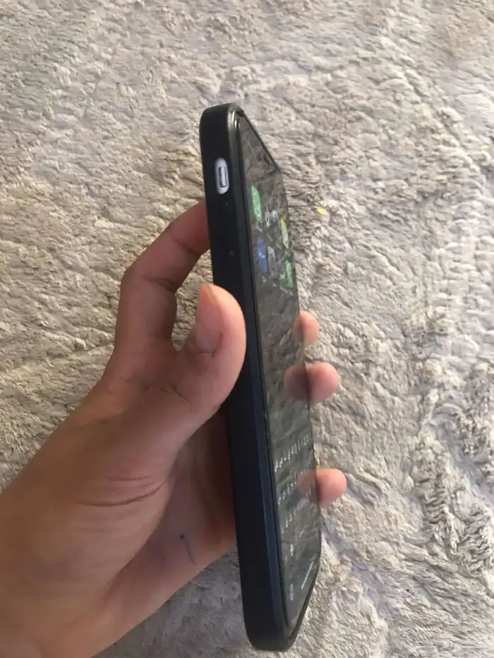 جوال ايفون XR 1