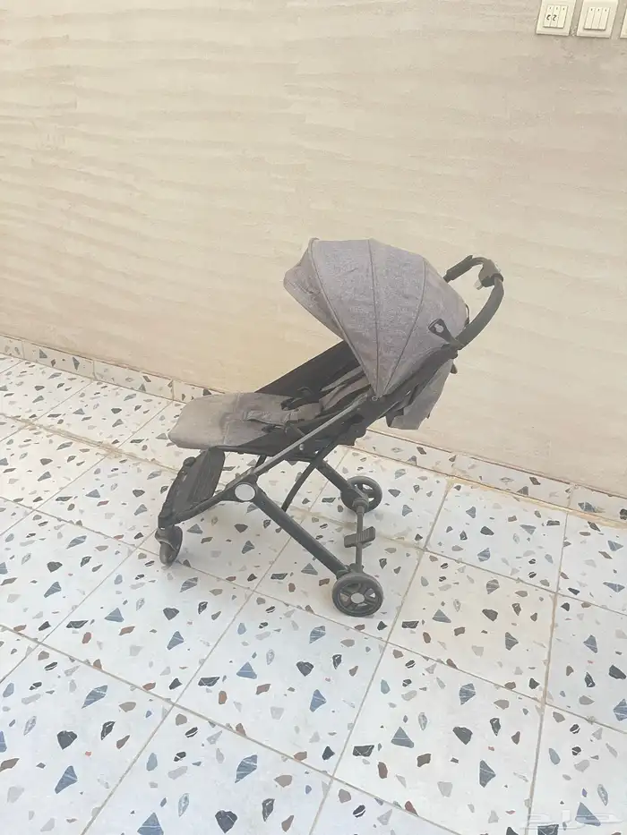 عربيه اطفال مستعمله 1