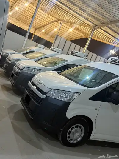 تويوتا هايس سقف عالي ديزل 2021 1
