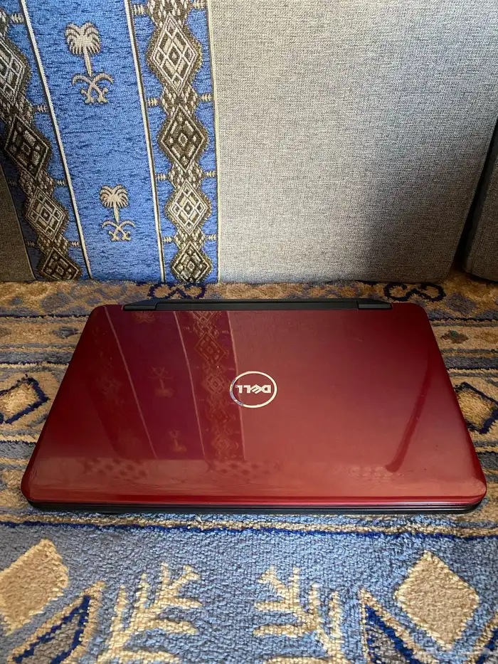 لابتوب DELL على السوم 2