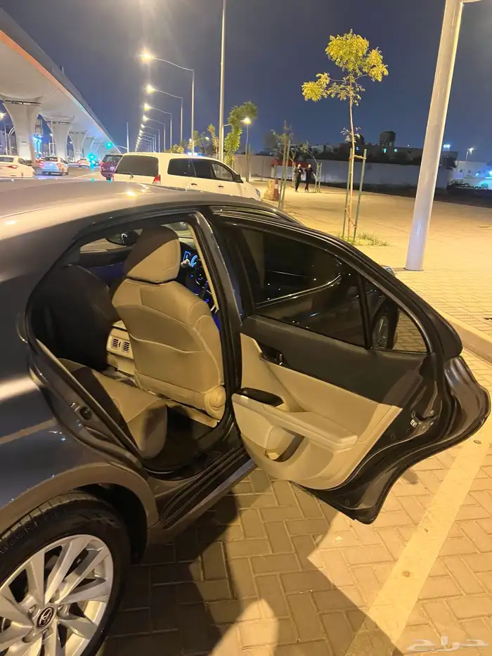 كامري 10