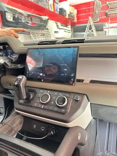 Defender big screen 2022-2024 model 0