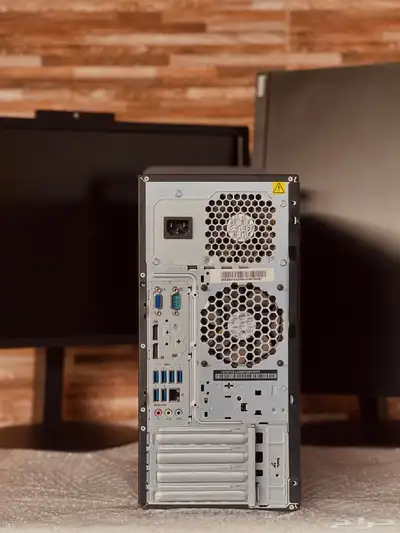 Lenovo M900 i7 Tower   أداء مكتبى موثوق 1