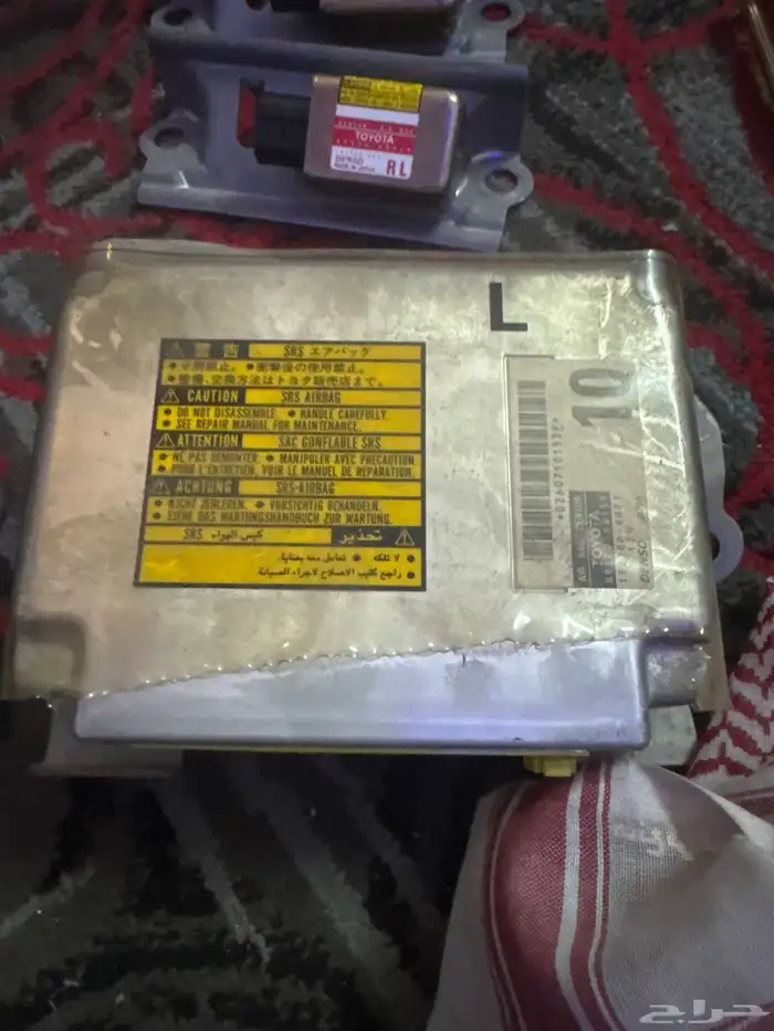 جميع قطع غيار جيب لكزس وكاله LX470 موديل 2004 45