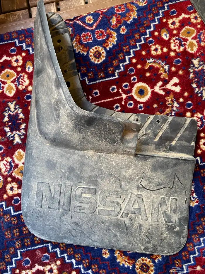 للبيع قطع نيسان وتيوتا هذرز ودبه وغرفه وفلتر وكاله 48