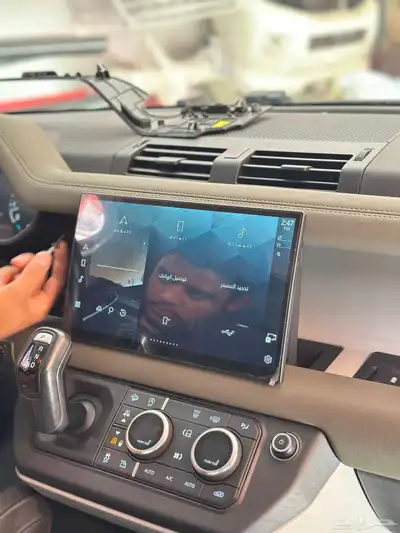 Defender big screen 2022-2024 model 2
