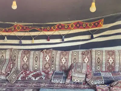 بيت شعر 6 في 9 2