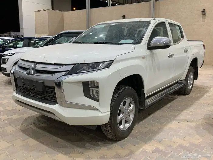ميتسوبيشي L200 موديل 2023 دبل ديزل عرض خاص 1