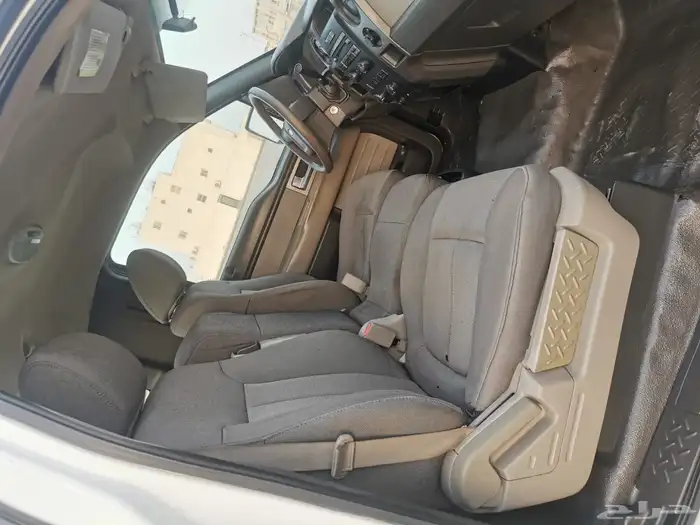 للبيع فورد F350 موديل 2010 غماره شاص طويل 28
